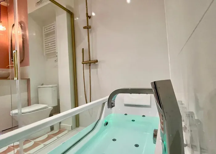 شقة Le Bellegarde - Hypercentre Et Jacuzzi تولوز
